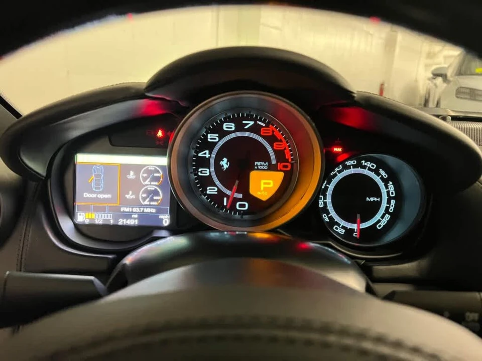 2013 Ferrari California - Image 18 of 31