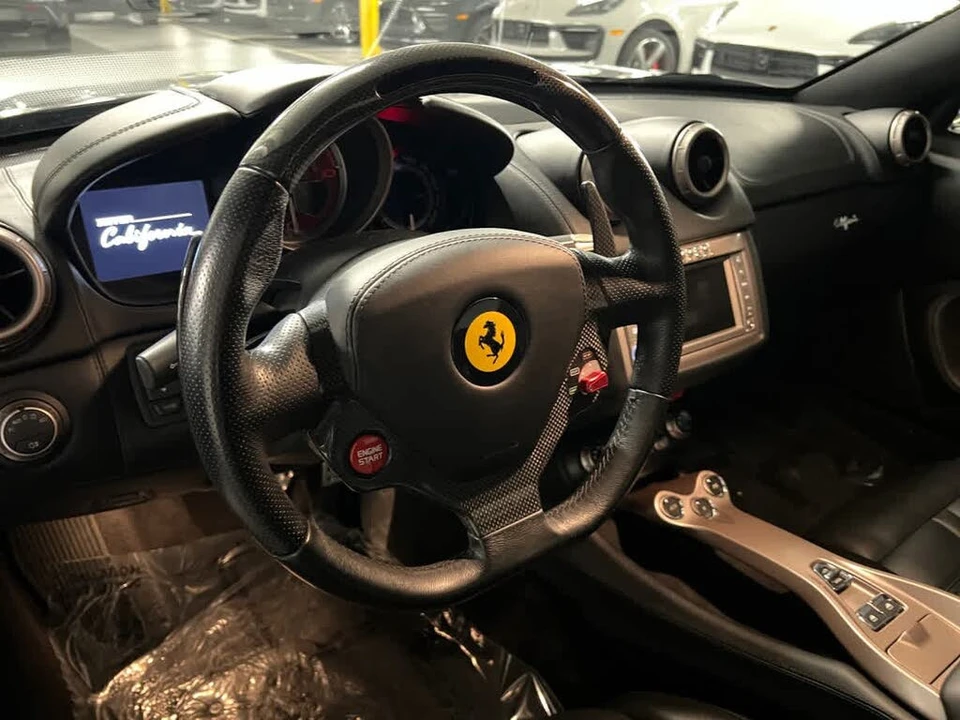 2013 Ferrari California - Image 27 of 31