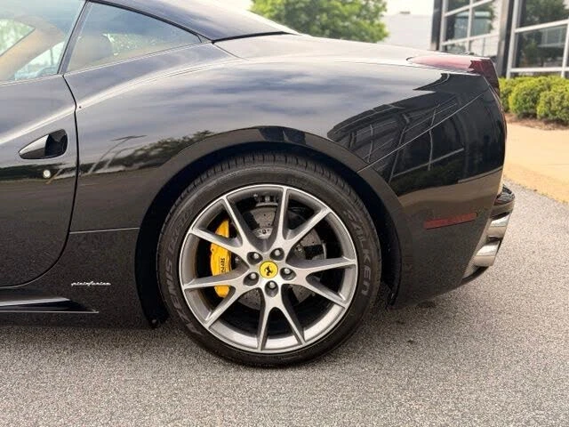 2013 Ferrari California 30 - Image 17 of 31