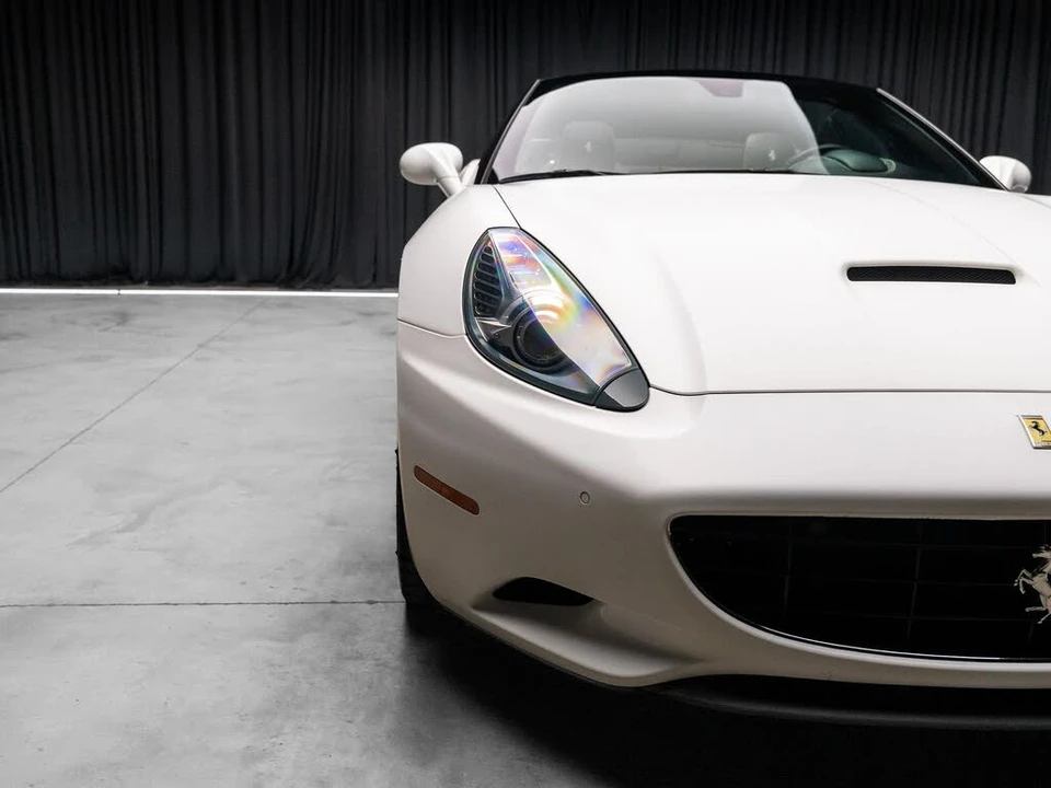 2013 Ferrari California - Image 17 of 31