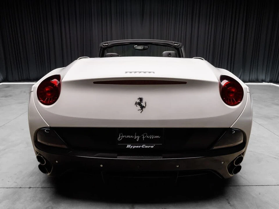 2013 Ferrari California - Image 12 of 31