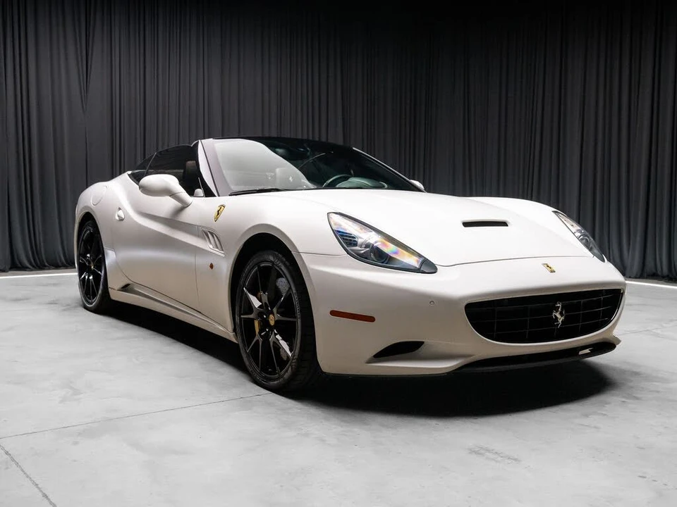 2013 Ferrari California - Image 15 of 31