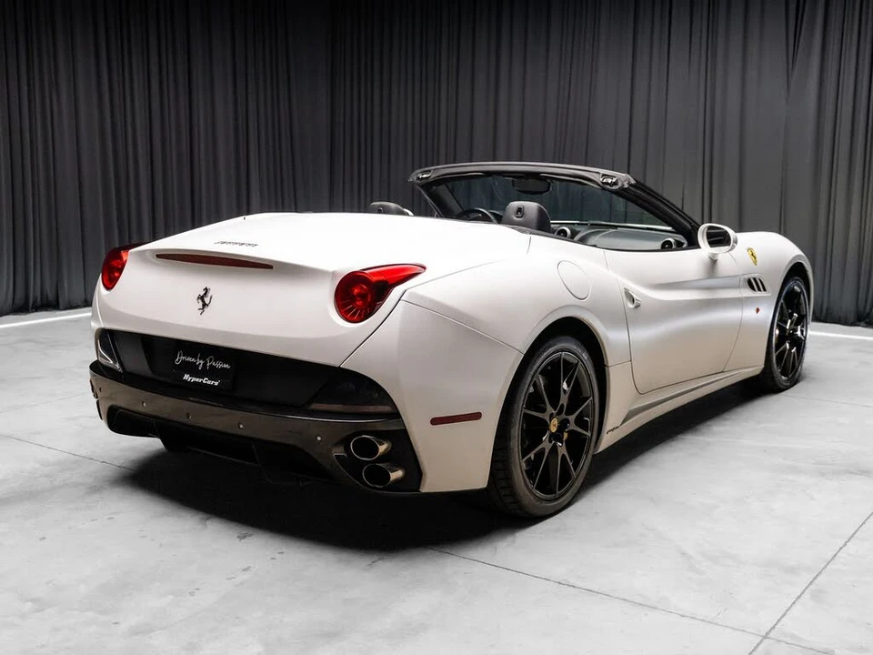 2013 Ferrari California - Image 3 of 31
