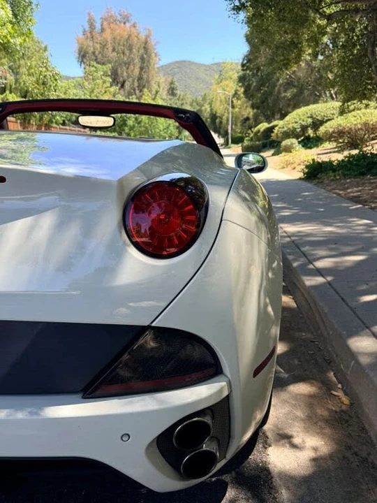 2013 Ferrari California - Image 8 of 31