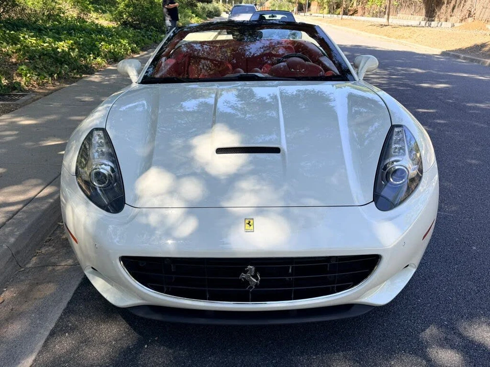 2013 Ferrari California - Image 12 of 31