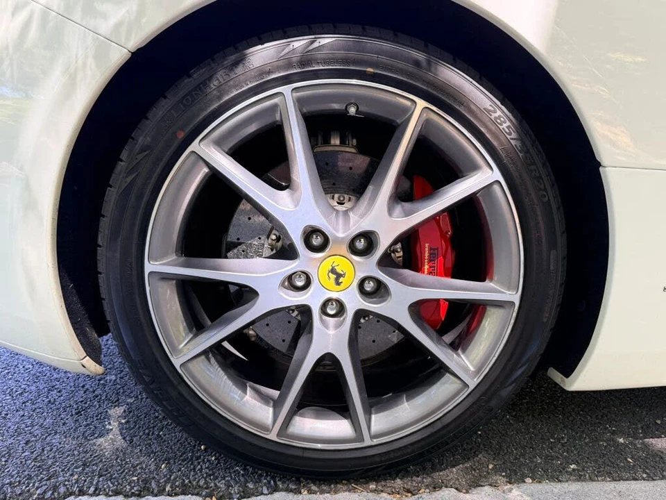 2013 Ferrari California - Image 26 of 31