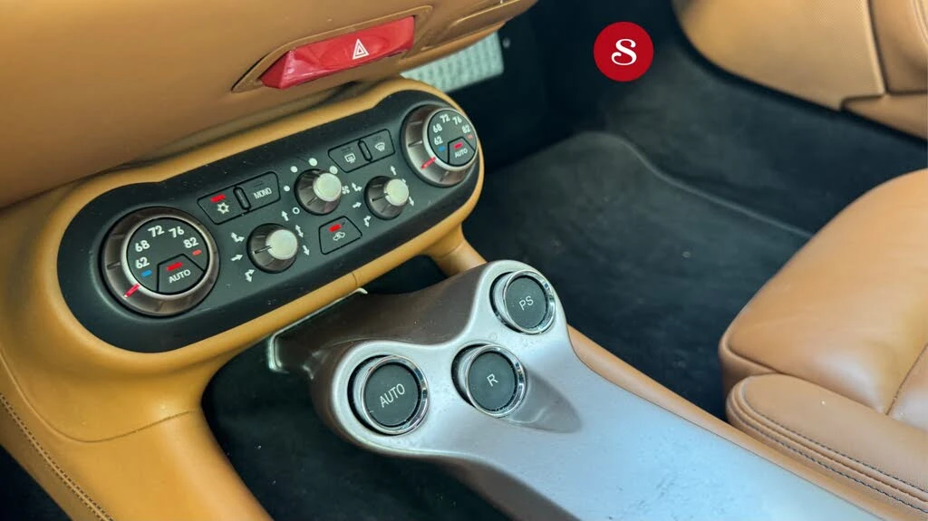 2013 Ferrari California - Image 19 of 23