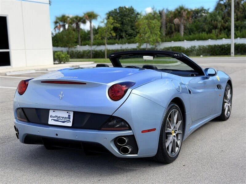 2013 Ferrari California - Image 5 of 31