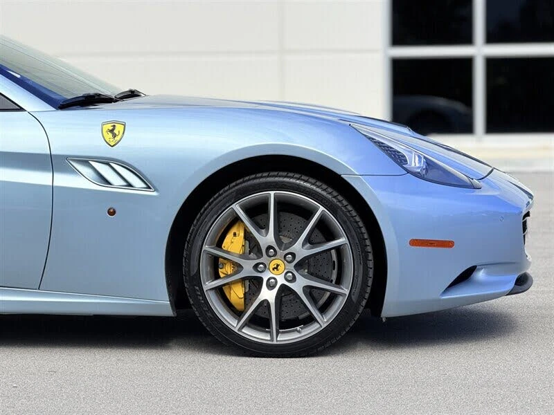 2013 Ferrari California - Image 28 of 31