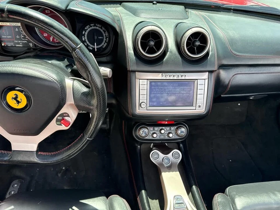 2013 Ferrari California - Image 14 of 24