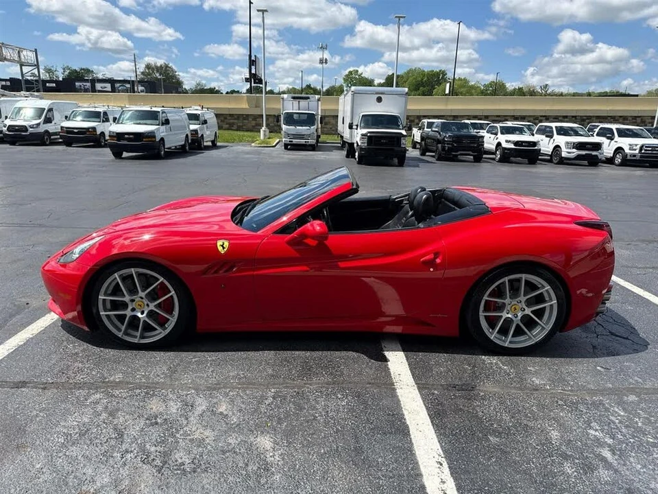 2013 Ferrari California - Image 5 of 24