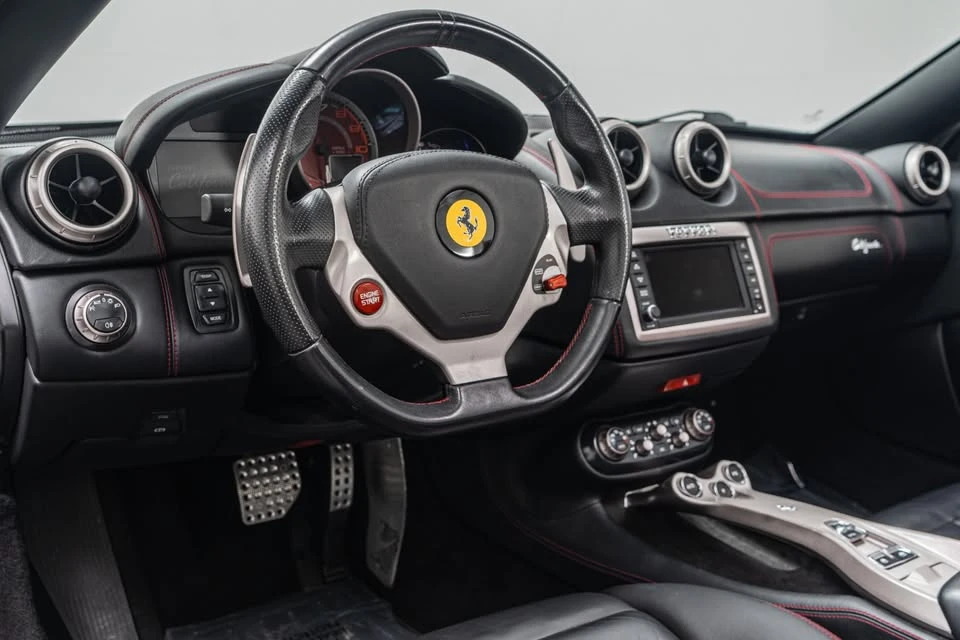 2013 Ferrari California 30 - Image 10 of 15