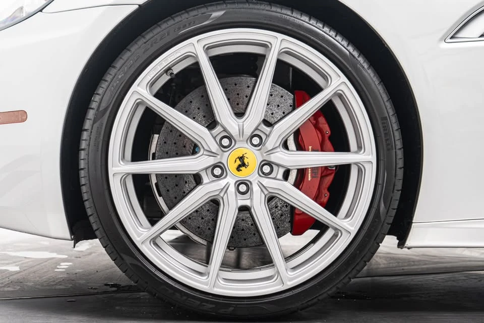 2013 Ferrari California 30 - Image 7 of 15