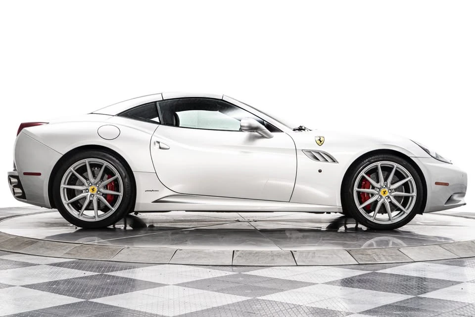 2013 Ferrari California 30 - Image 6 of 15