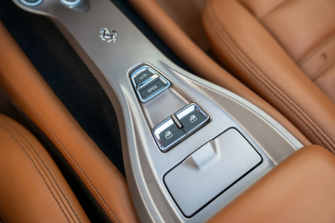 2013 Ferrari California - Image 31 of 31