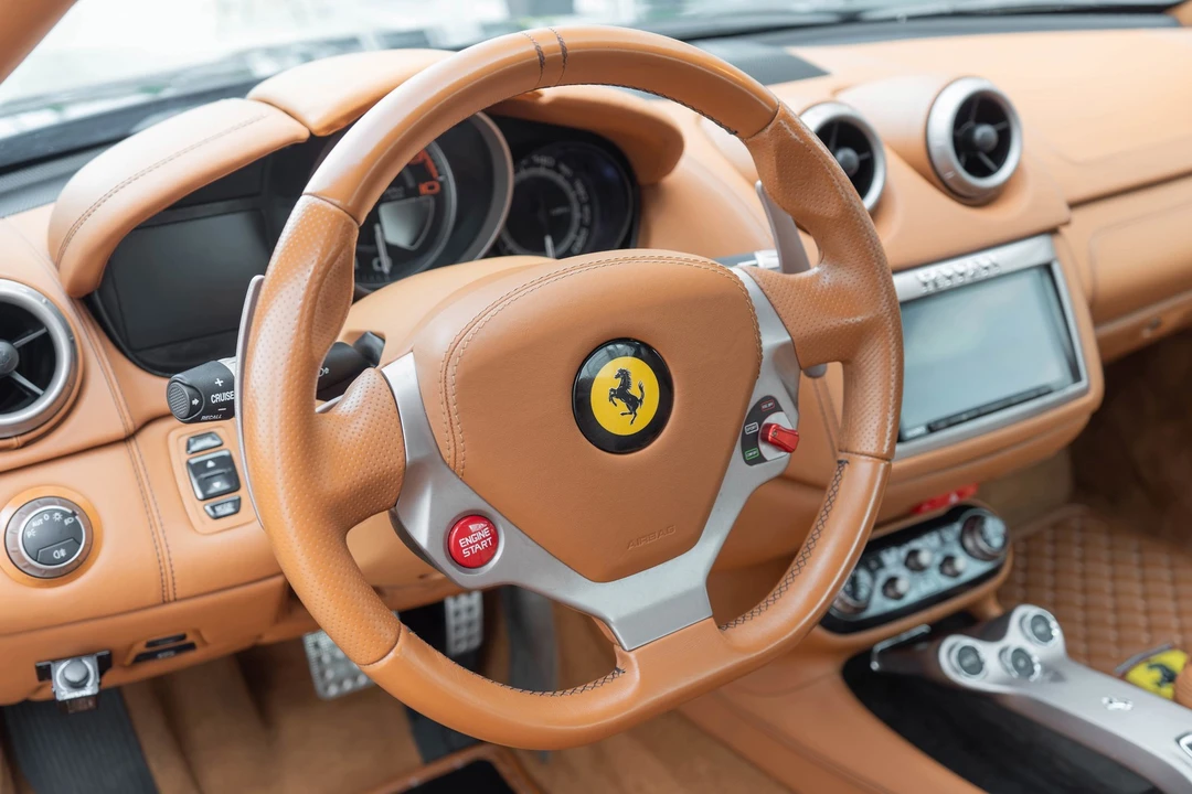 2013 Ferrari California - Image 19 of 31