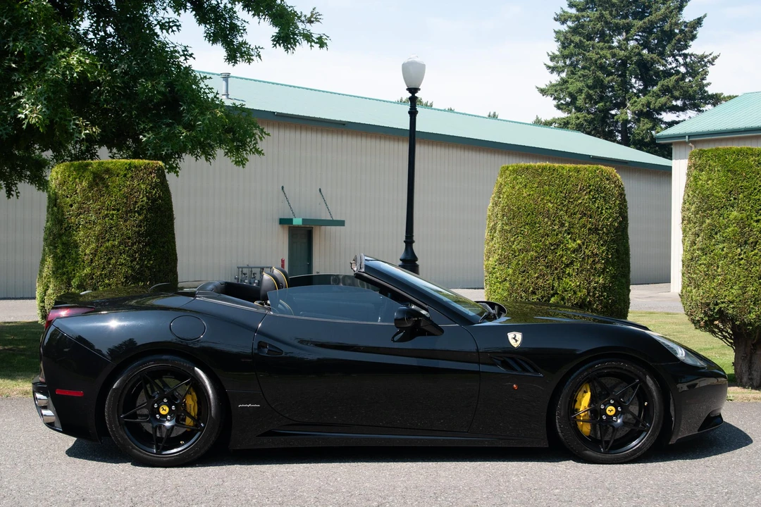 2013 Ferrari California - Image 20 of 31
