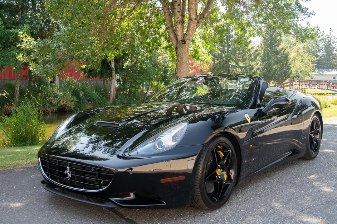2013 Ferrari California - Image 11 of 31