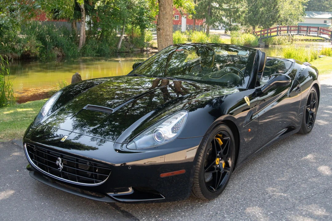 2013 Ferrari California - Image 12 of 31