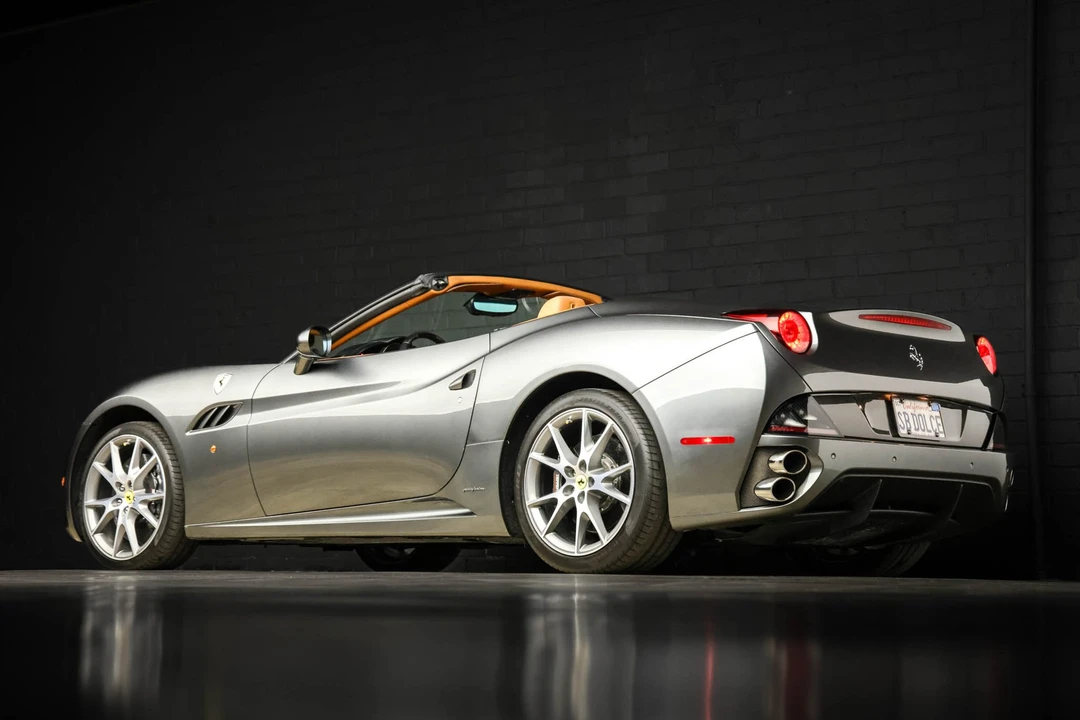 2013 Ferrari California - Image 26 of 31