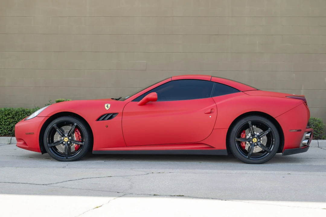 2013 Ferrari California - Image 3 of 31