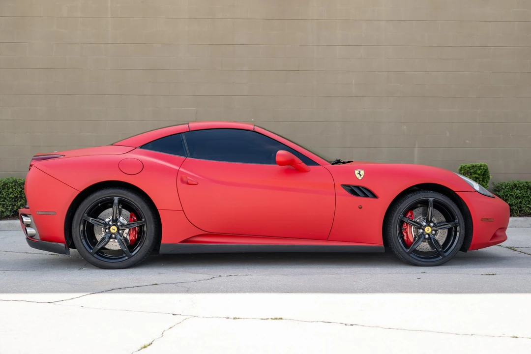 2013 Ferrari California - Image 7 of 31