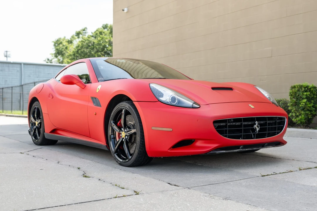 2013 Ferrari California - Image 8 of 31