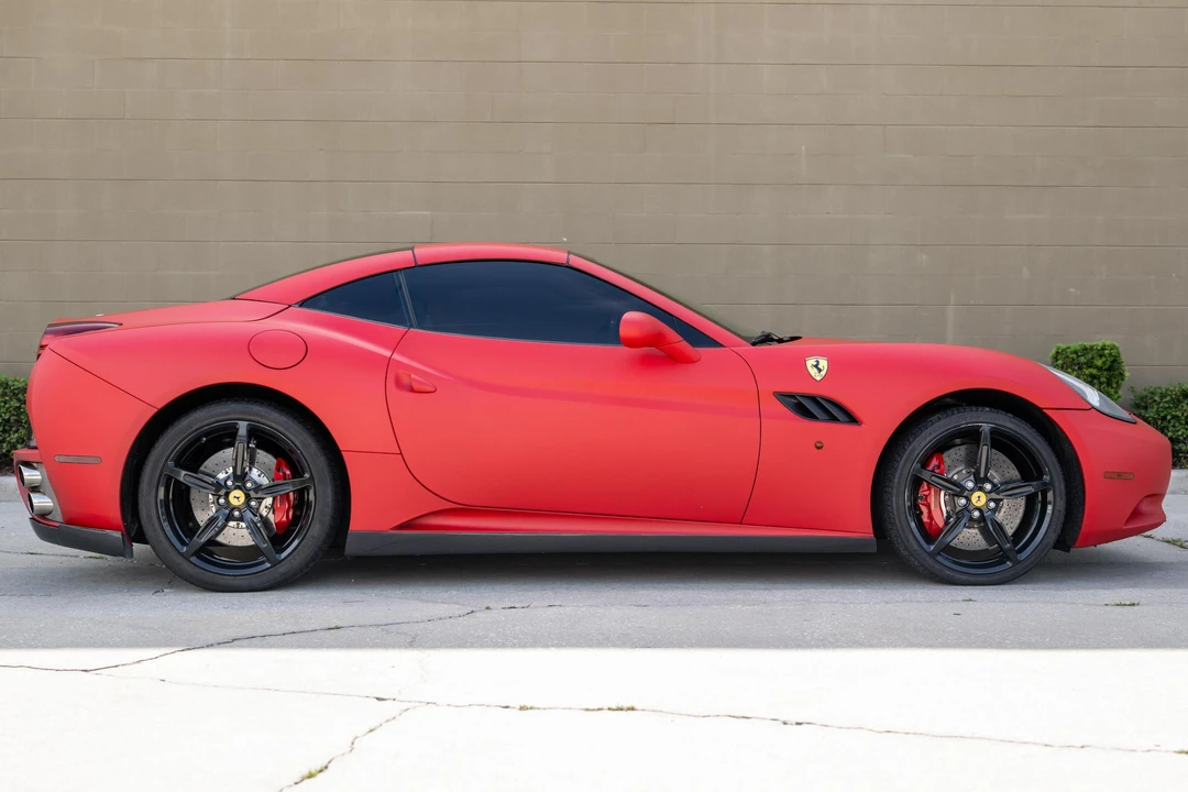 2013 Ferrari California - Image 3 of 31