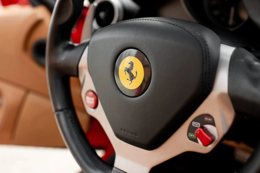 2013 Ferrari California - Image 24 of 31