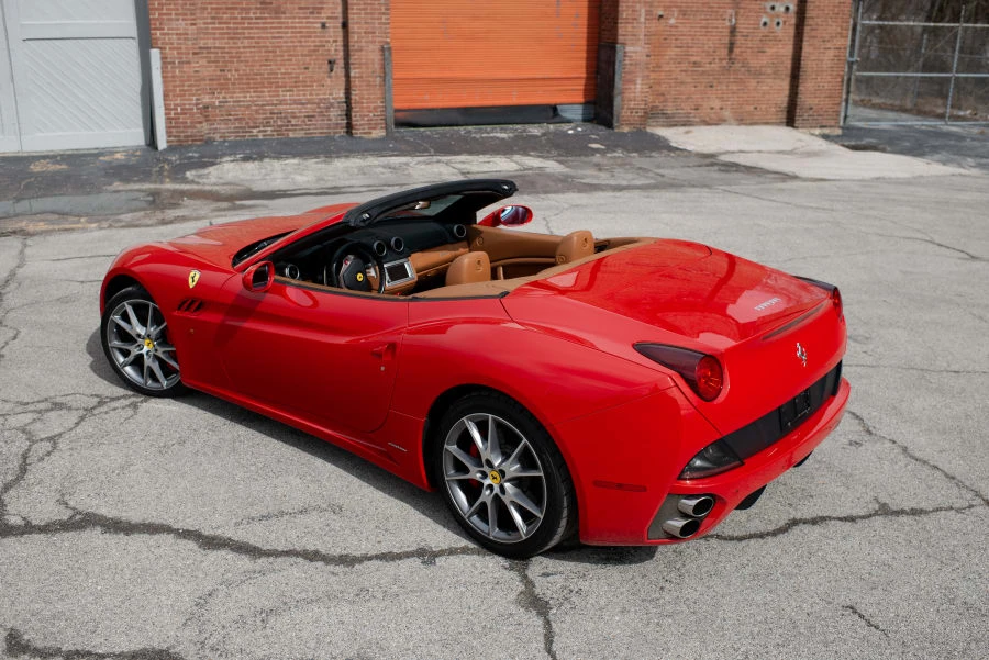 2013 Ferrari California - Image 10 of 31