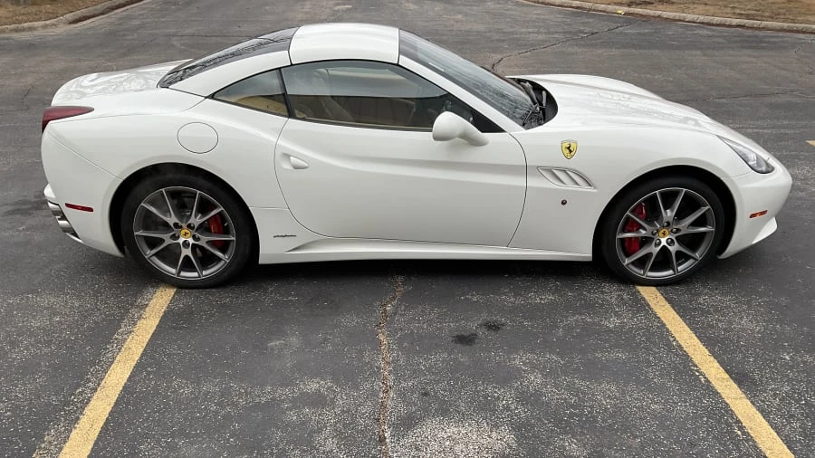 2013 Ferrari California - Image 26 of 31