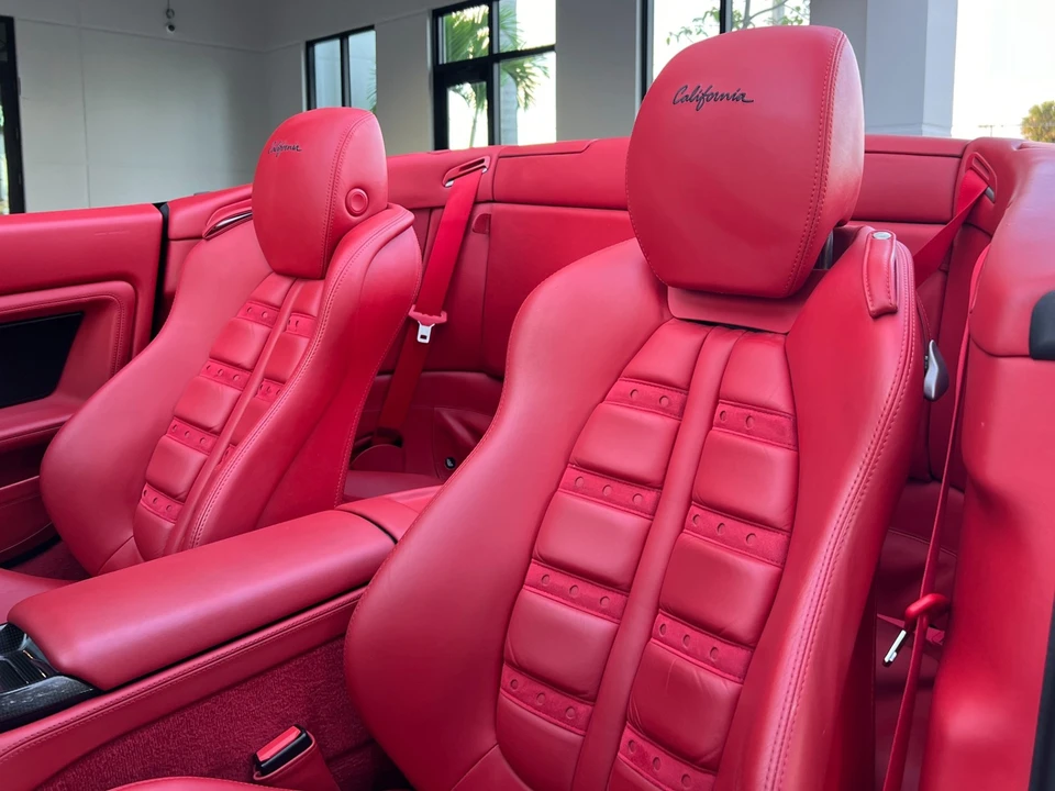 2013 Ferrari California - Image 14 of 31