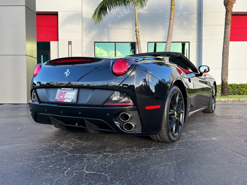 2013 Ferrari California - Image 9 of 31