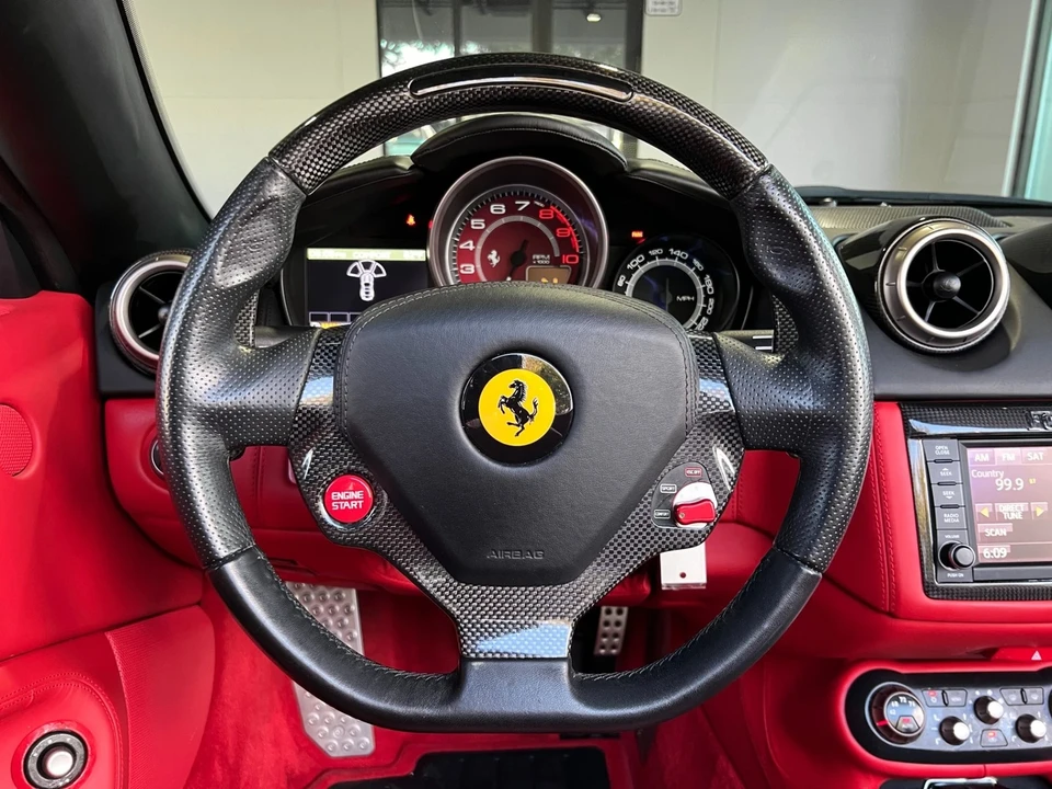 2013 Ferrari California - Image 19 of 21