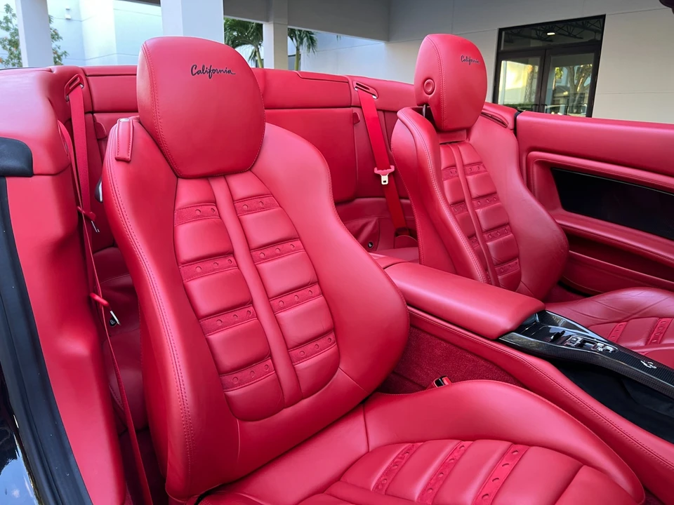 2013 Ferrari California - Image 27 of 31