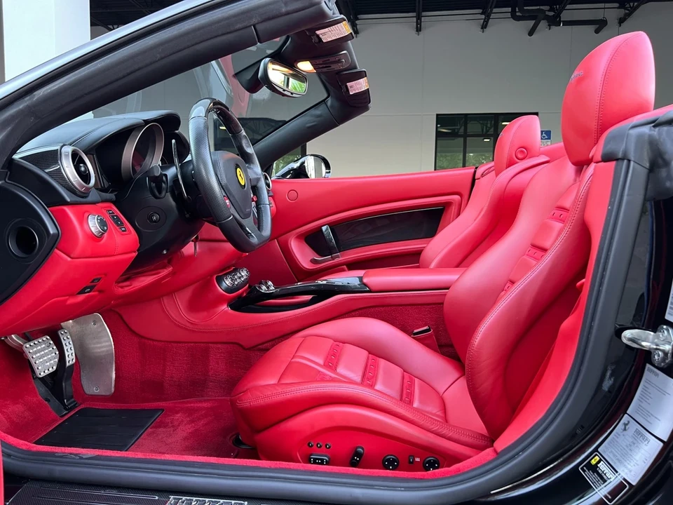 2013 Ferrari California - Image 10 of 21