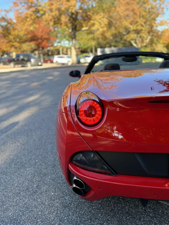 2013 Ferrari California - Image 11 of 12
