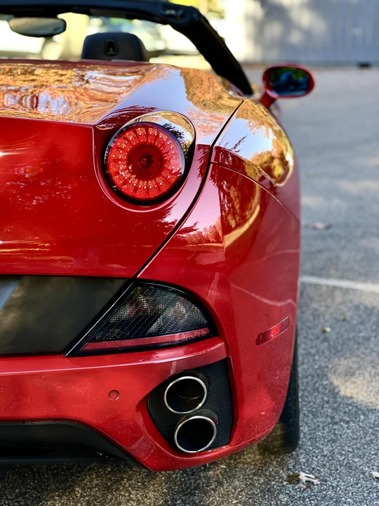 2013 Ferrari California - Image 12 of 12