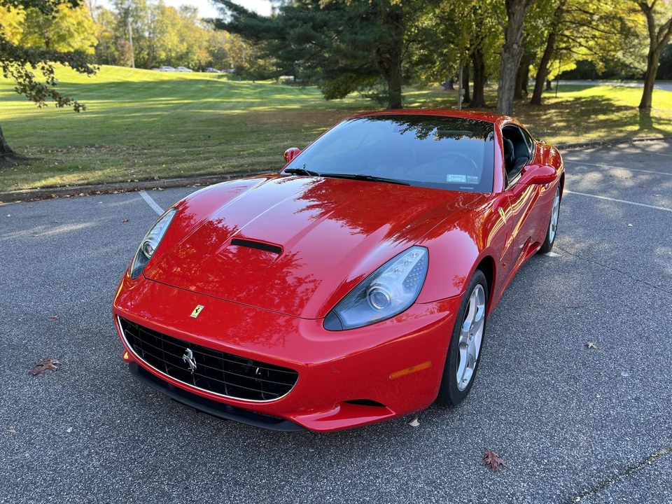 2013 Ferrari California - Image 7 of 12