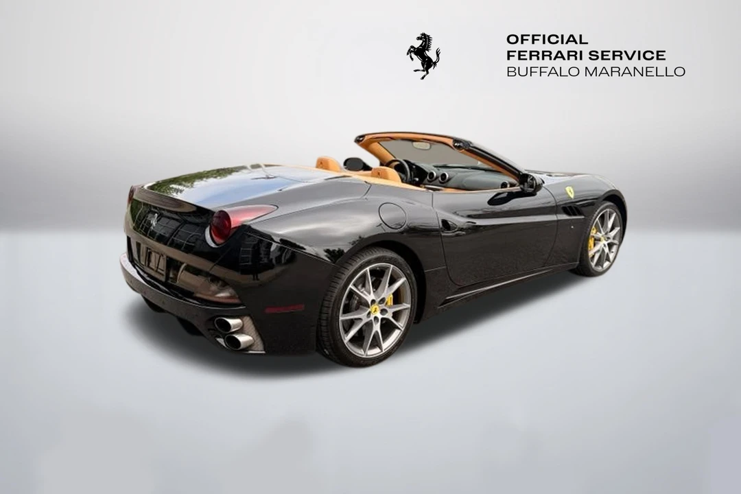 2013 Ferrari California - Image 10 of 31
