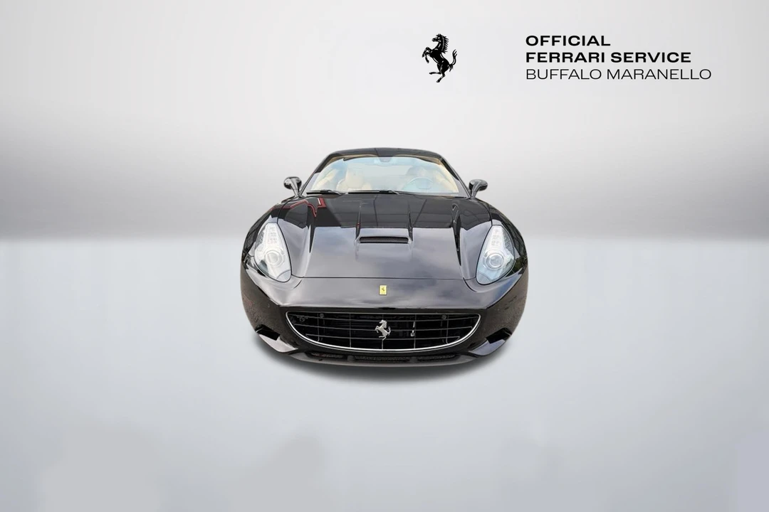 2013 Ferrari California - Image 3 of 31