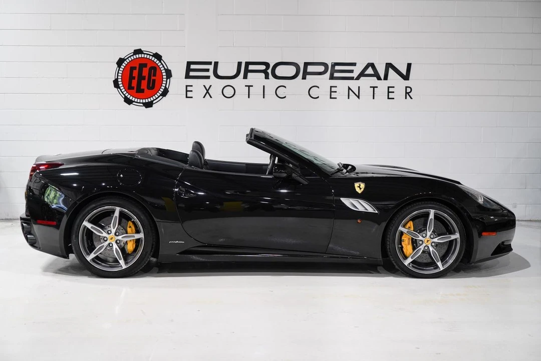 2013 Ferrari California - Image 6 of 21