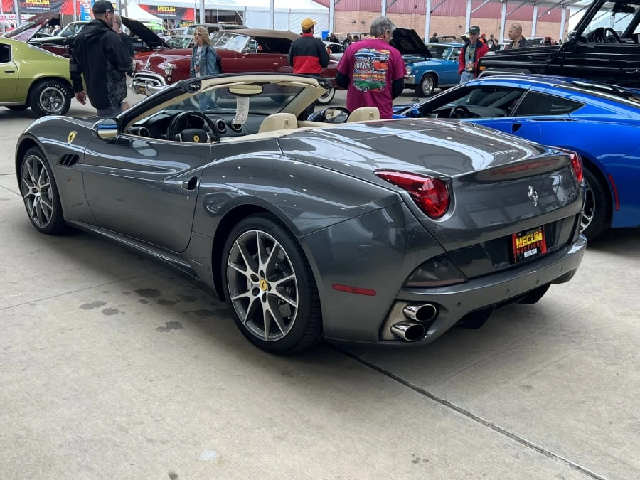 2013 Ferrari California - Image 2 of 6