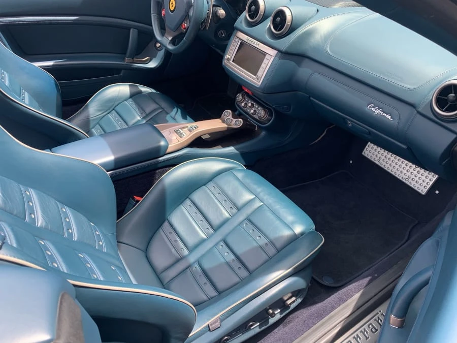2013 Ferrari California - Image 5 of 7