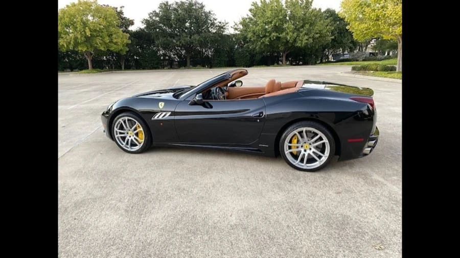 2013 Ferrari California - Image 2 of 9