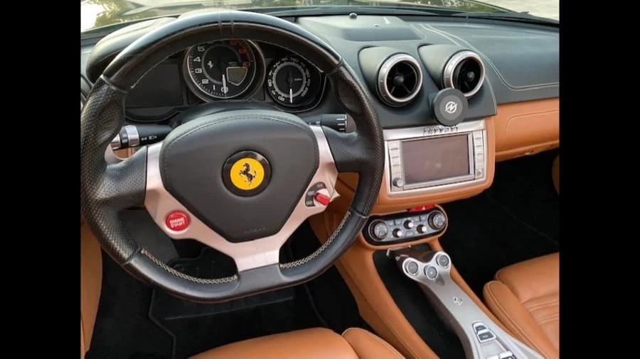 2013 Ferrari California - Image 4 of 9