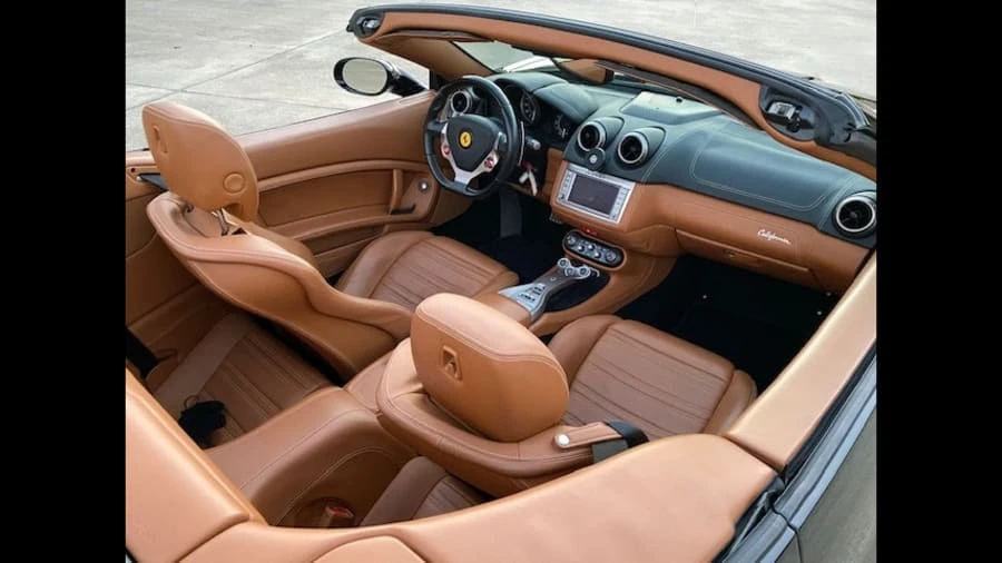 2013 Ferrari California - Image 5 of 9