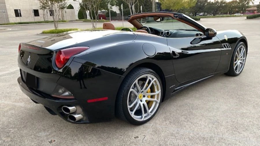 2013 Ferrari California - Image 3 of 9
