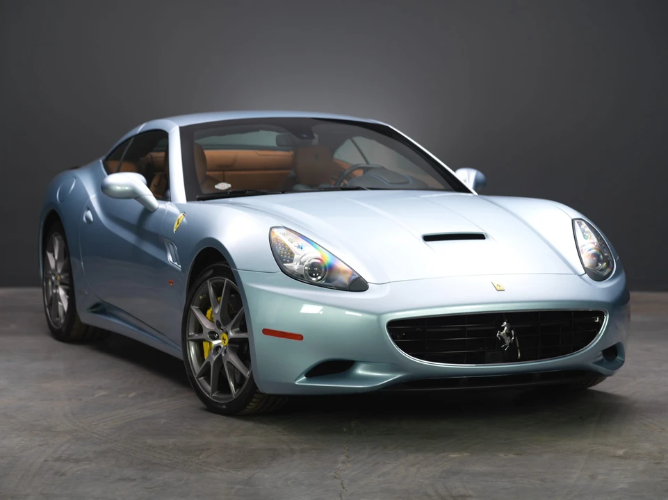 2013 Ferrari California - Image 16 of 31