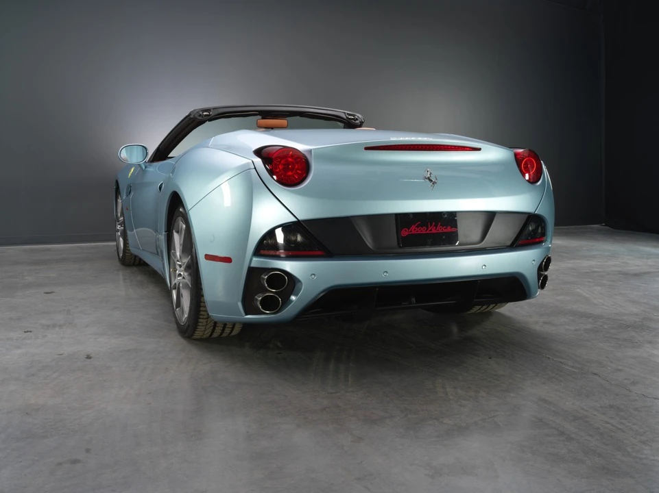 2013 Ferrari California - Image 11 of 31